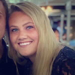 Meet your Posher, Courtney